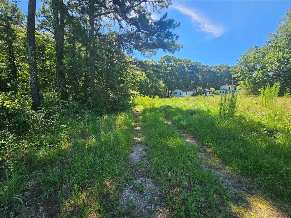 2539 Locust Grove Road Griffin, GA 30223