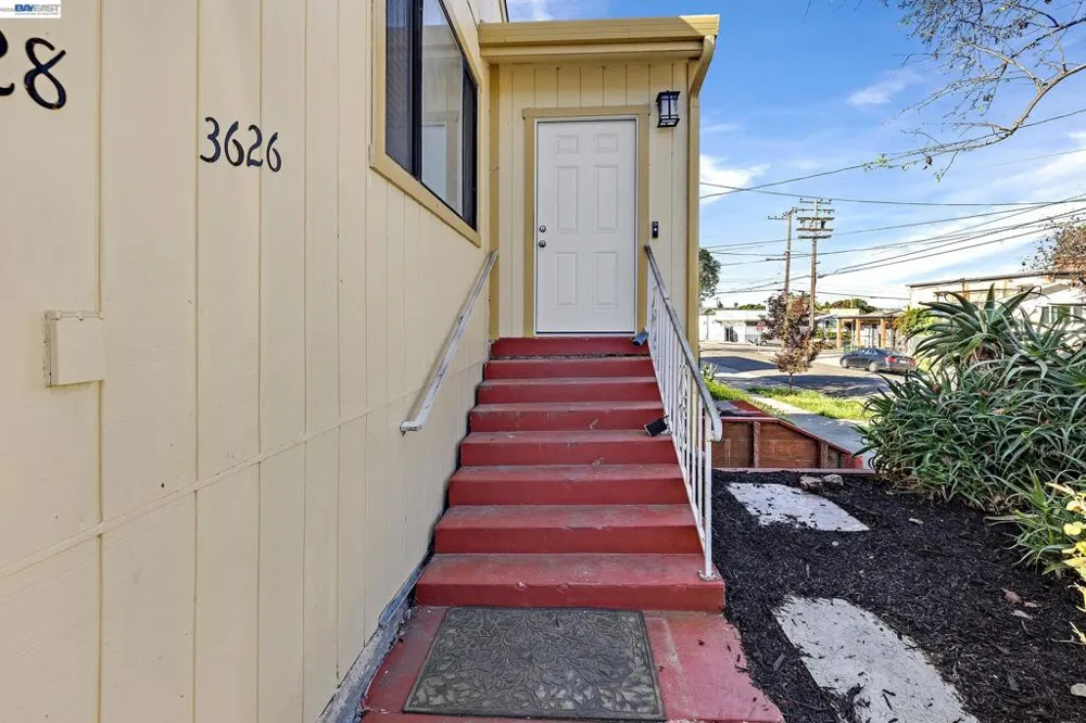 3626 Midvale Ave Oakland, CA 94602