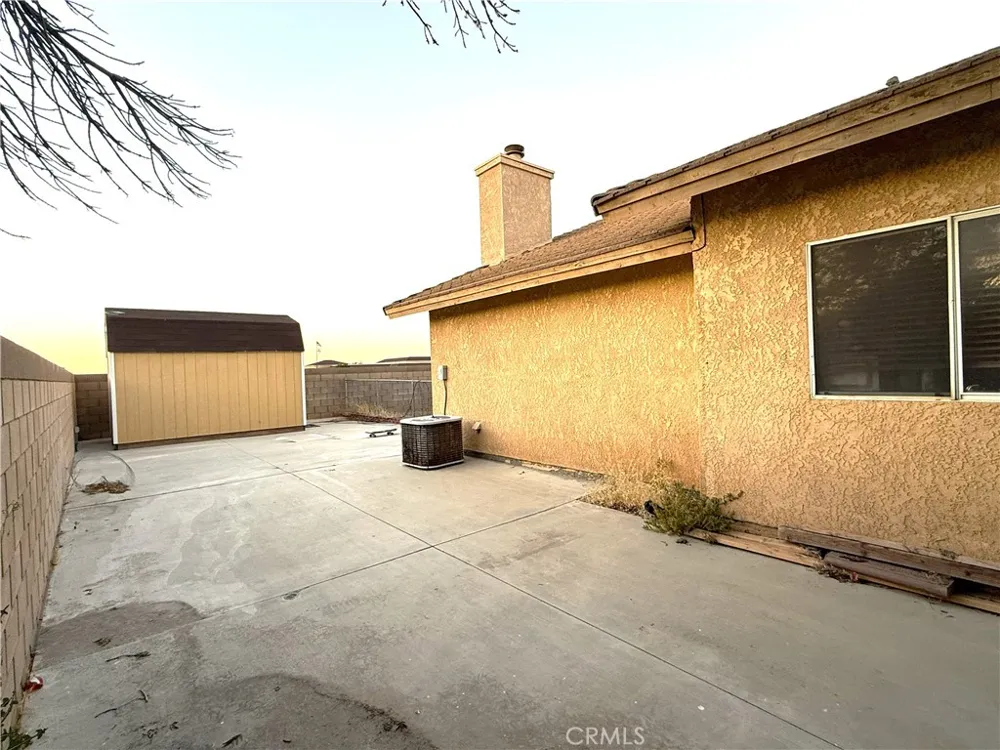 1705 Lightcap Street Lancaster, CA 93535