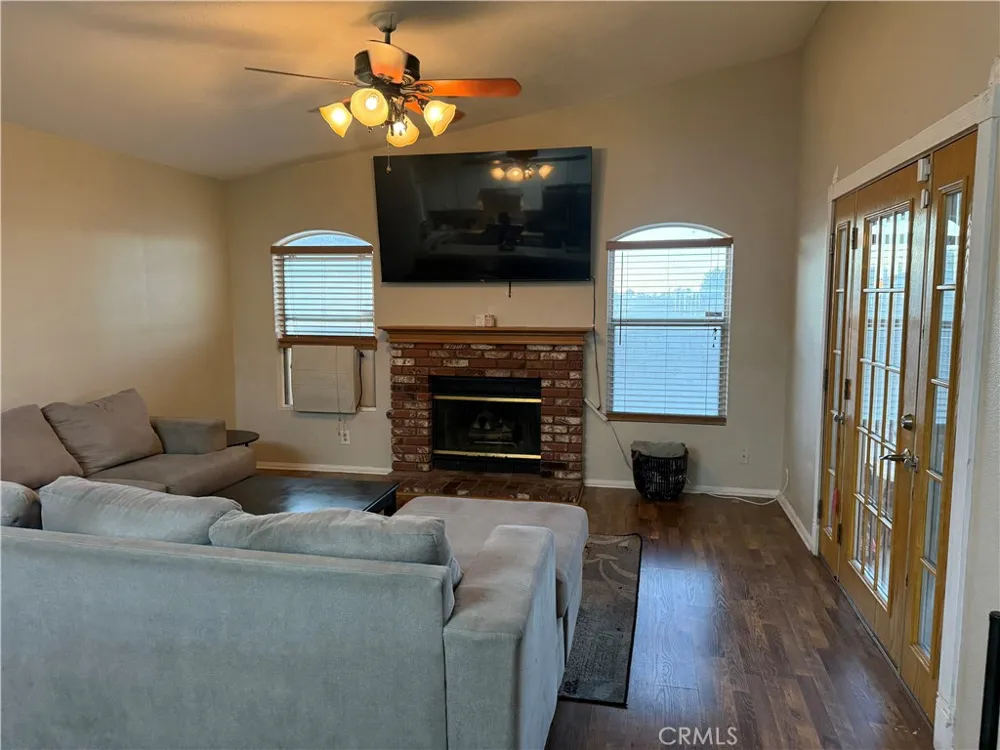 1705 Lightcap Street Lancaster, CA 93535