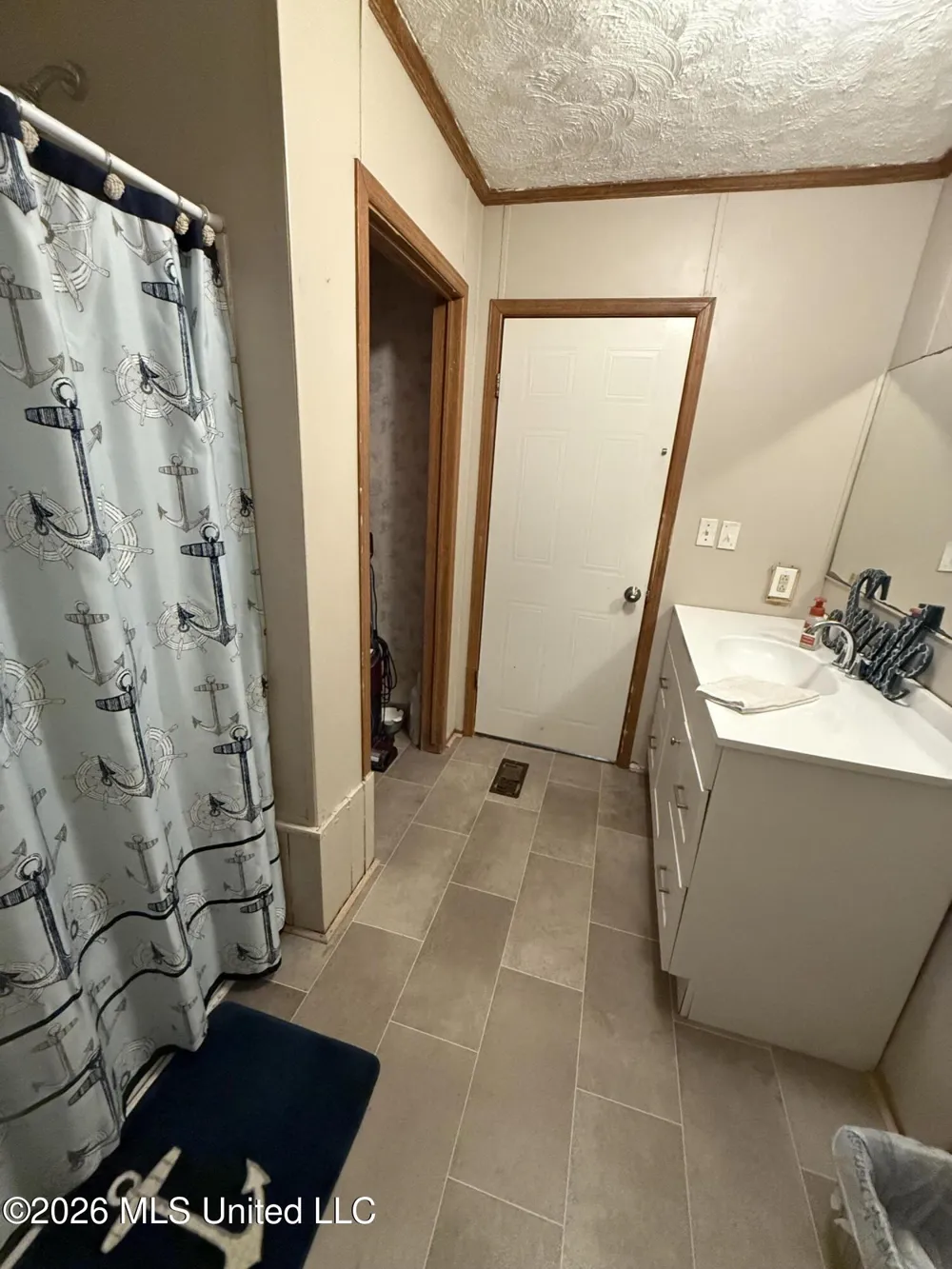808 W Mchenry Road McHenry, MS 39561