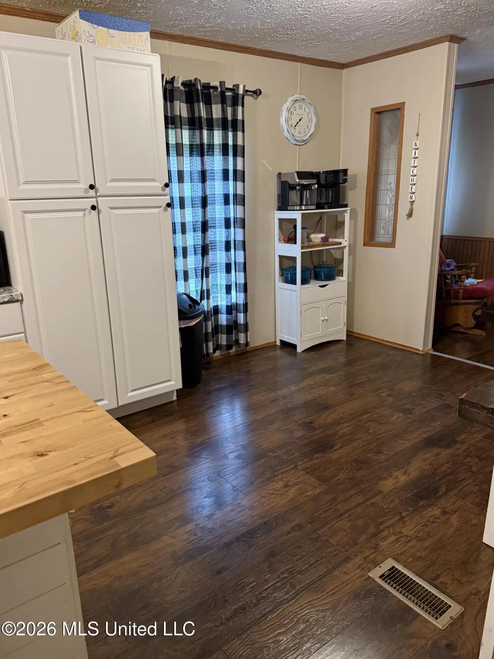 808 W Mchenry Road McHenry, MS 39561