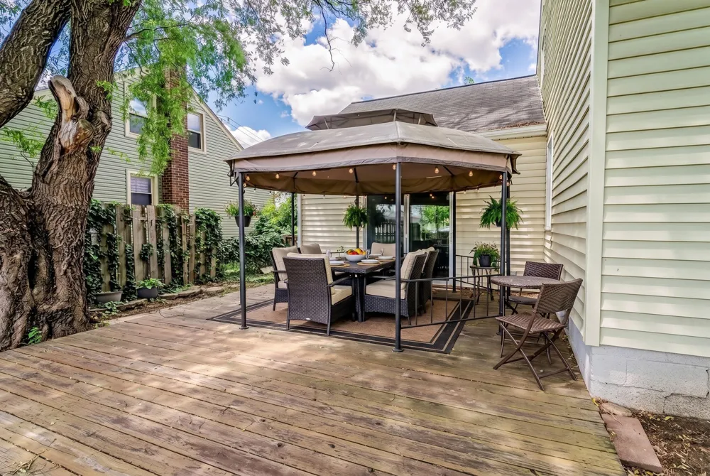 6027 Kim Avenue Allen Park, MI 48101