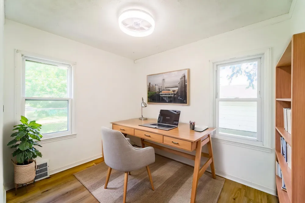 6027 Kim Avenue Allen Park, MI 48101