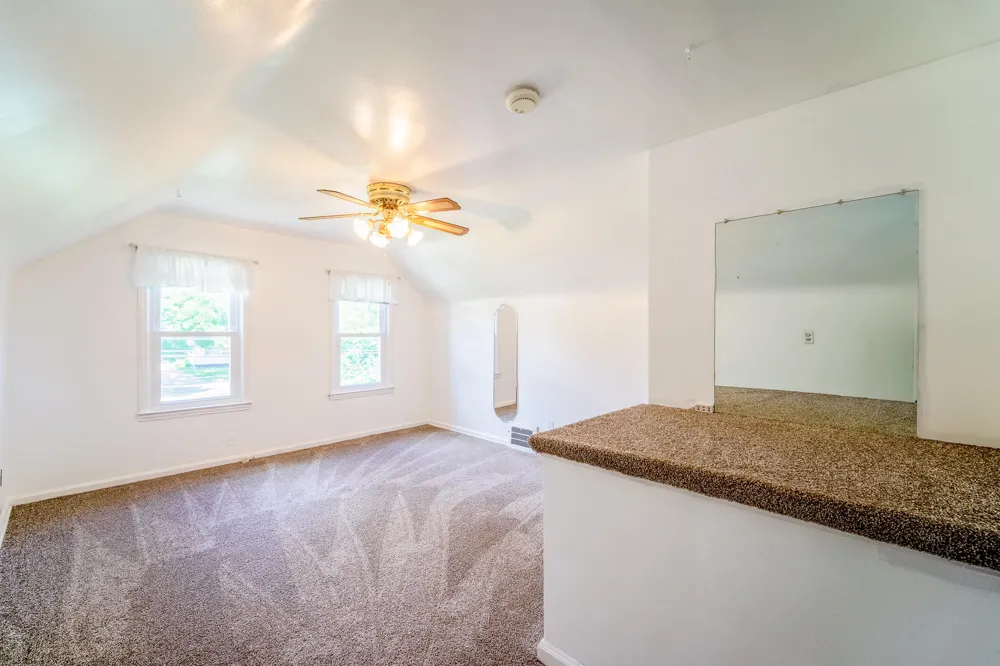 6027 Kim Avenue Allen Park, MI 48101