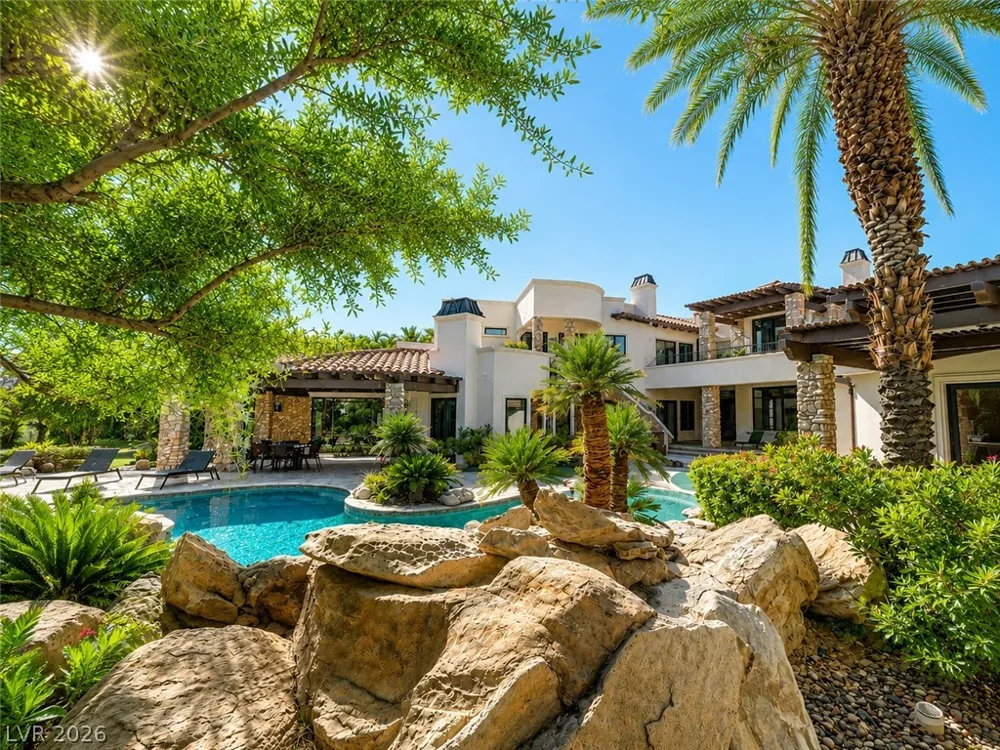 21 Olympia Hills Circle Las Vegas, NV 89141