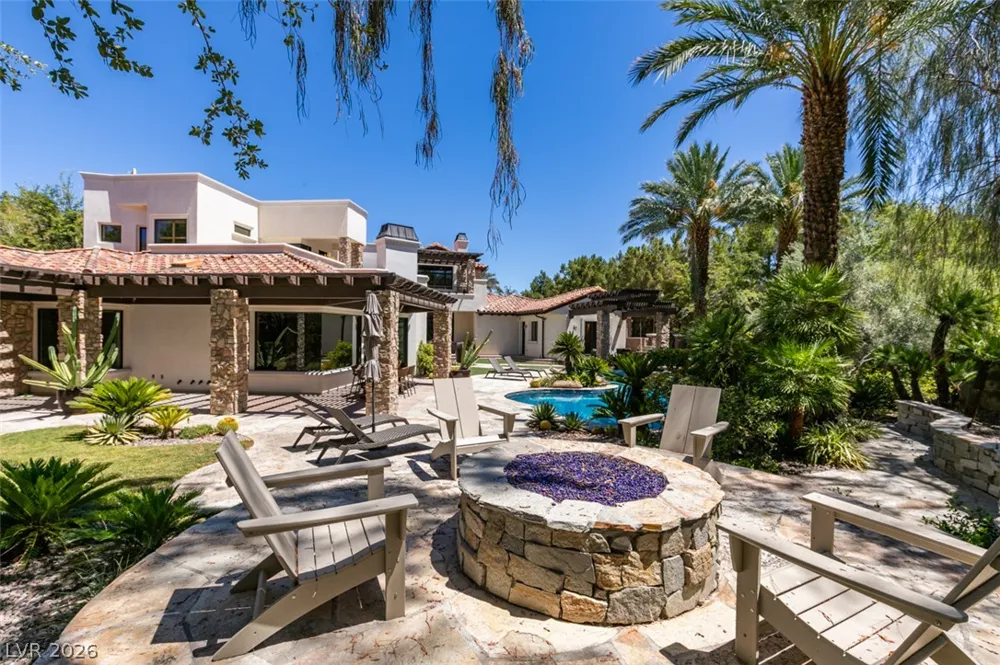 21 Olympia Hills Circle Las Vegas, NV 89141