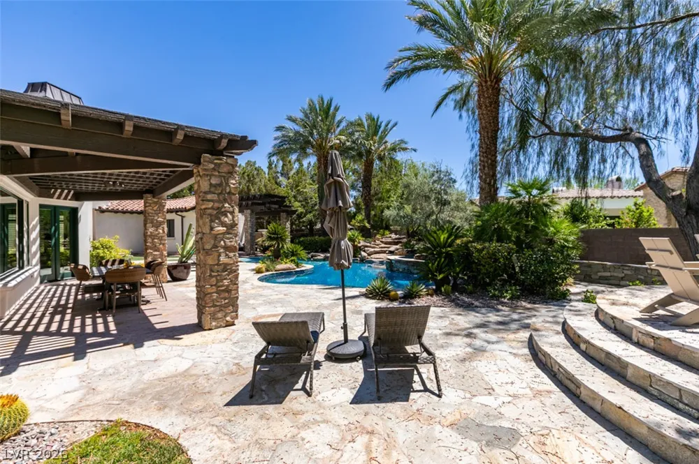21 Olympia Hills Circle Las Vegas, NV 89141