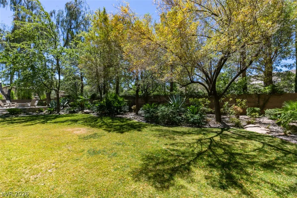 21 Olympia Hills Circle Las Vegas, NV 89141