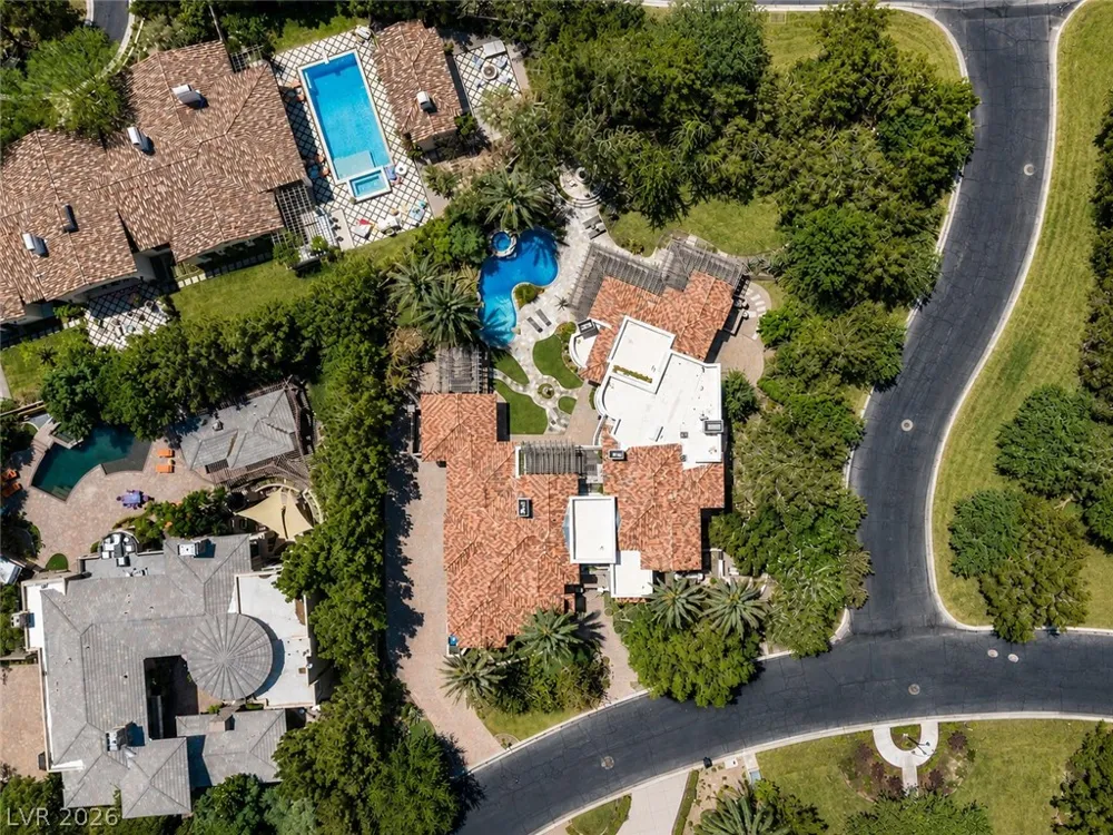 21 Olympia Hills Circle Las Vegas, NV 89141