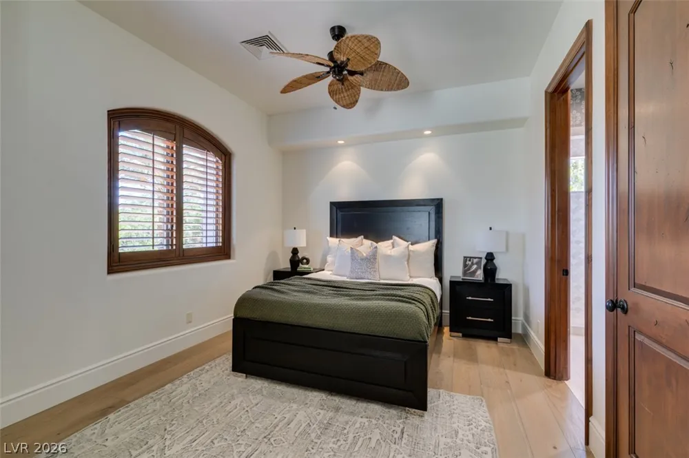 21 Olympia Hills Circle Las Vegas, NV 89141
