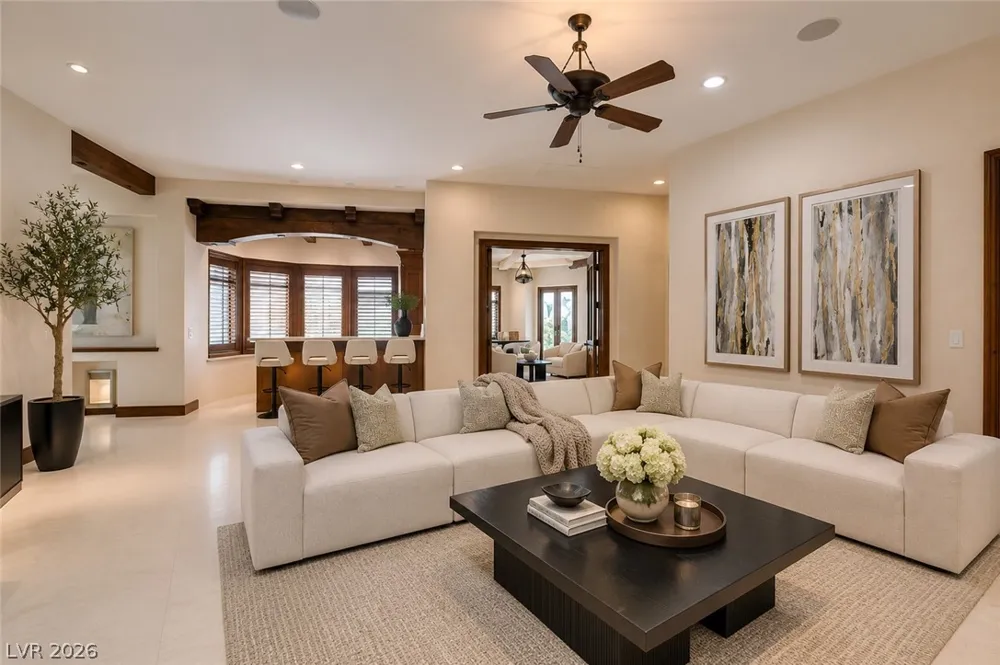 21 Olympia Hills Circle Las Vegas, NV 89141