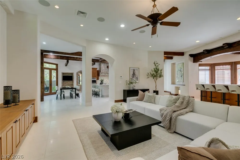 21 Olympia Hills Circle Las Vegas, NV 89141