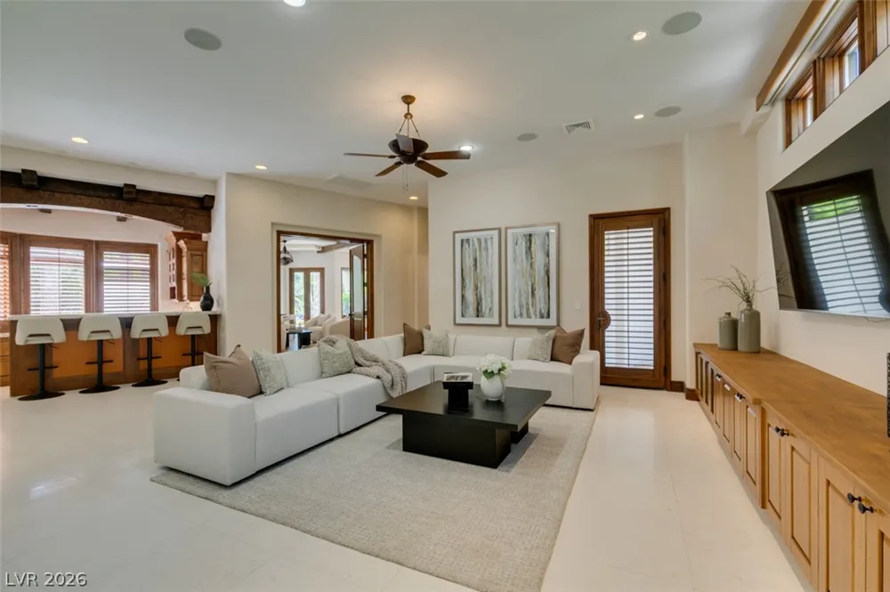 21 Olympia Hills Circle Las Vegas, NV 89141