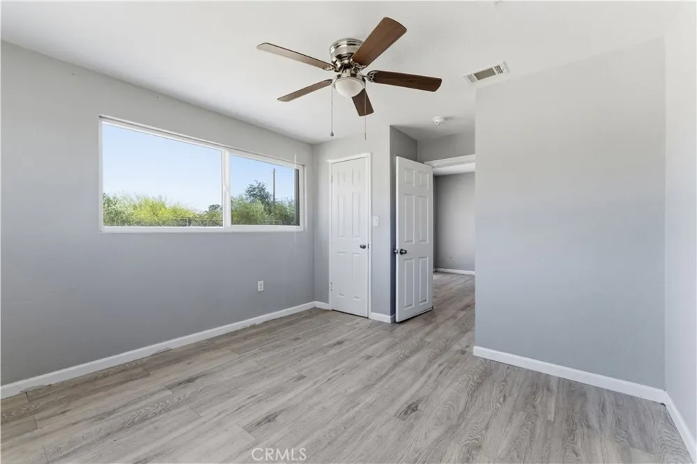 10505 E Ave S6 Littlerock, CA 93543