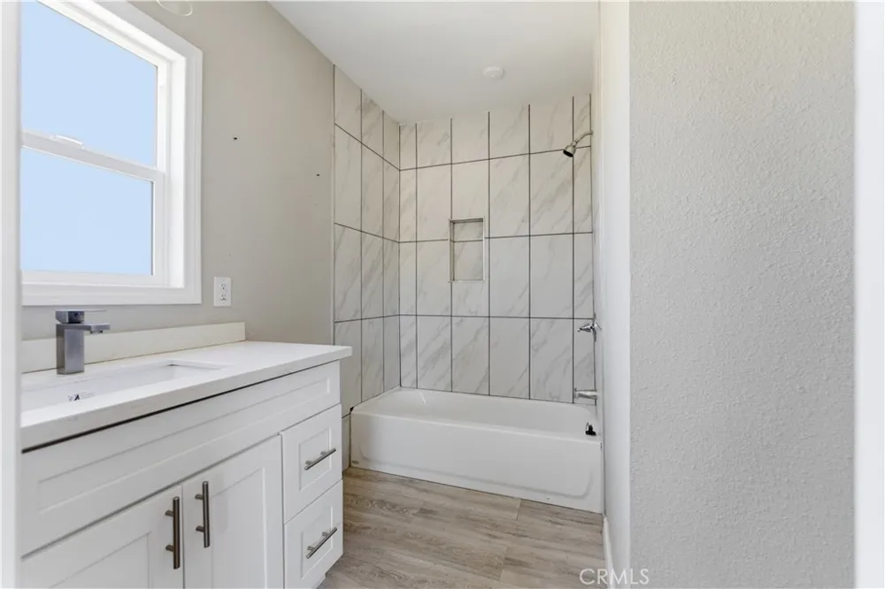 10505 E Ave S6 Littlerock, CA 93543
