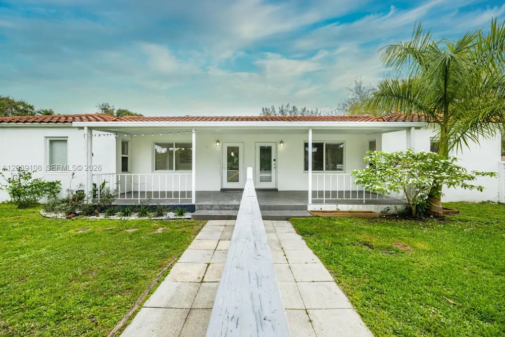 1029 NE 113 St #South Biscayne Park, FL 33161