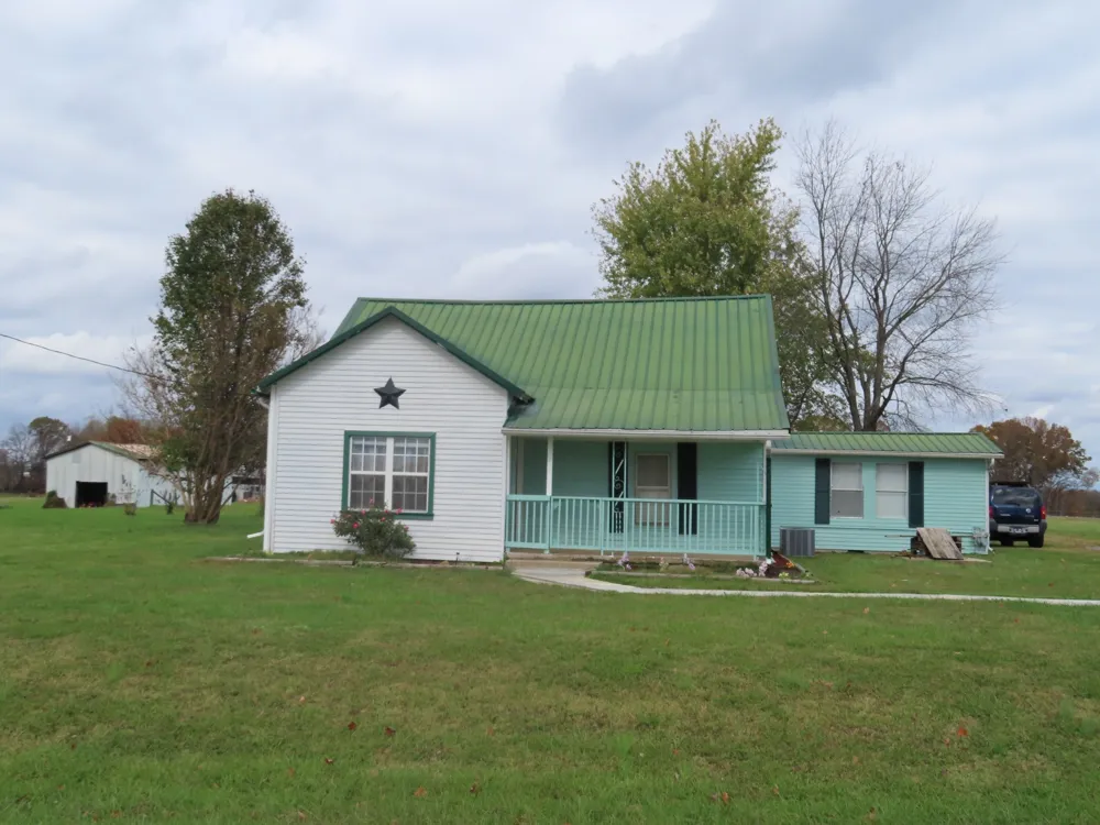1263 Union Camp Rd Lafayette, TN 37083
