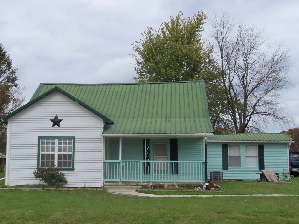 1263 Union Camp Rd Lafayette, TN 37083