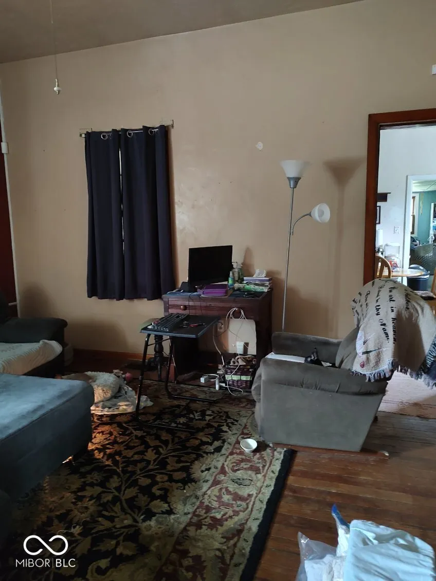 406 Walnut Street Carthage, IN 46115