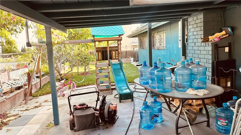 11666 Remington Sylmar, CA 91342