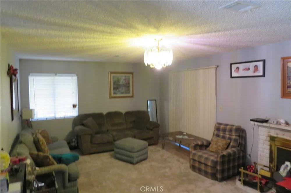11666 Remington Sylmar, CA 91342