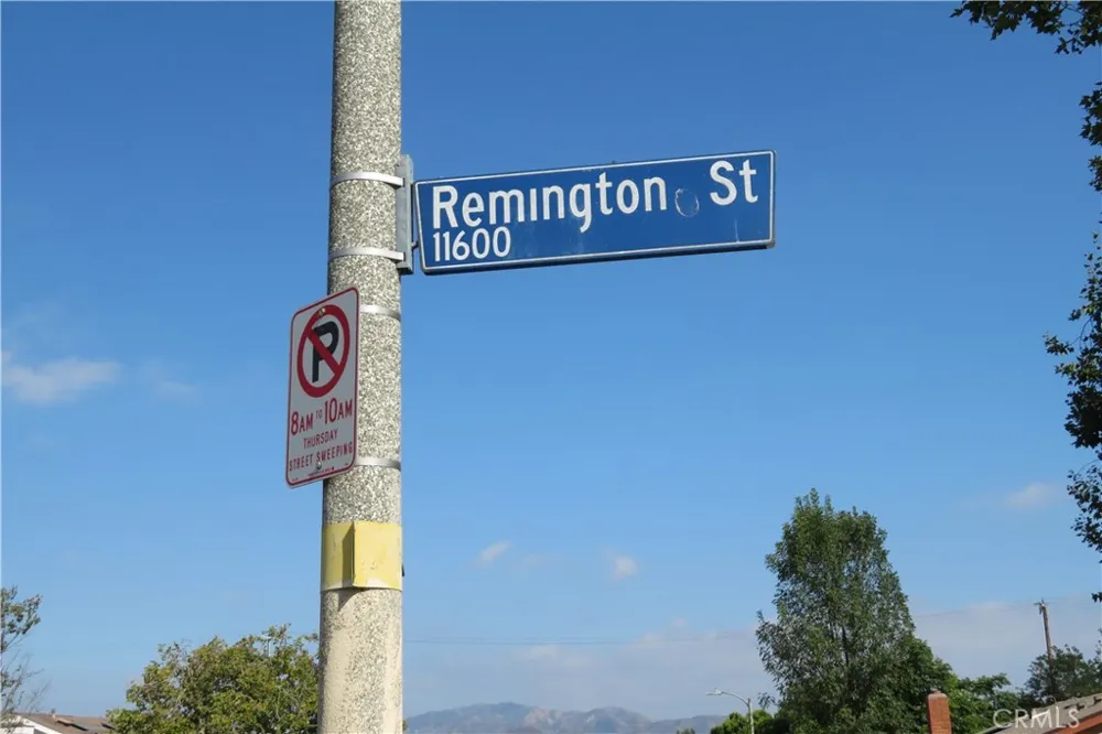11666 Remington Sylmar, CA 91342