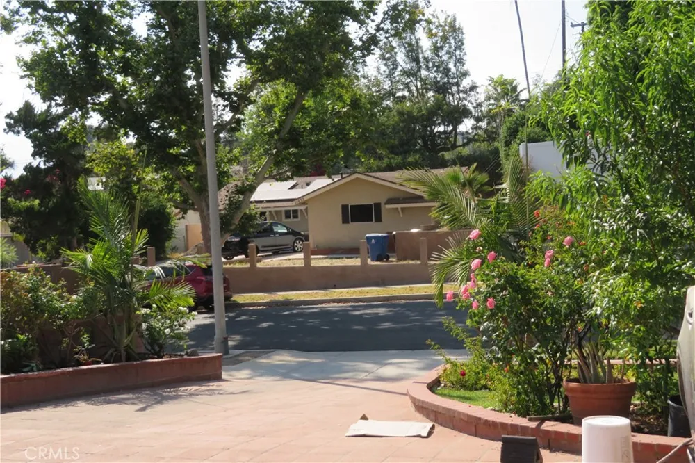 11666 Remington Sylmar, CA 91342