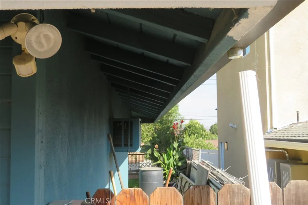 11666 Remington Sylmar, CA 91342