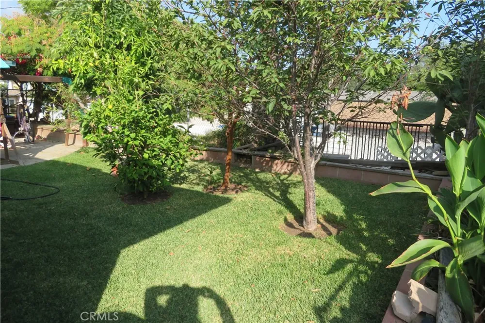 11666 Remington Sylmar, CA 91342