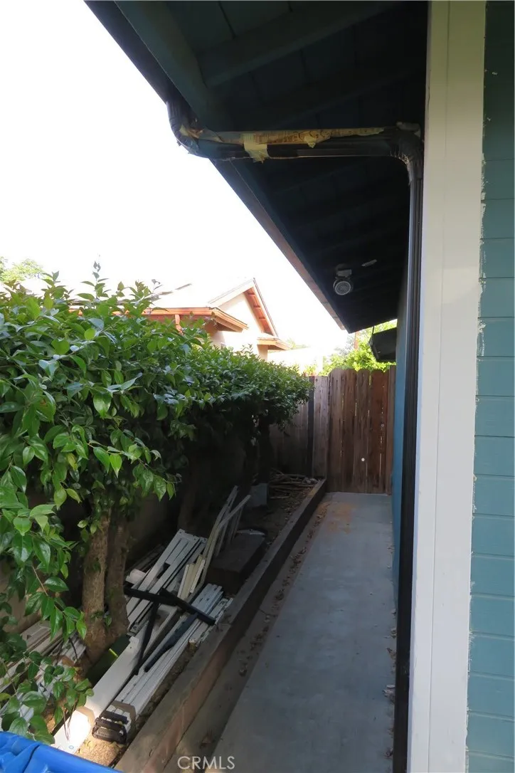 11666 Remington Sylmar, CA 91342