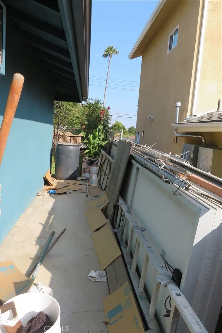 11666 Remington Sylmar, CA 91342