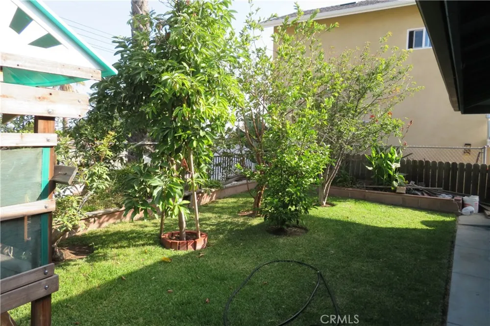 11666 Remington Sylmar, CA 91342