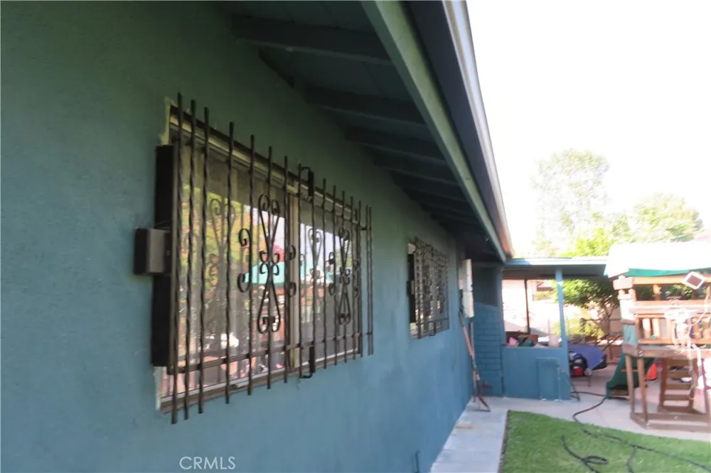 11666 Remington Sylmar, CA 91342
