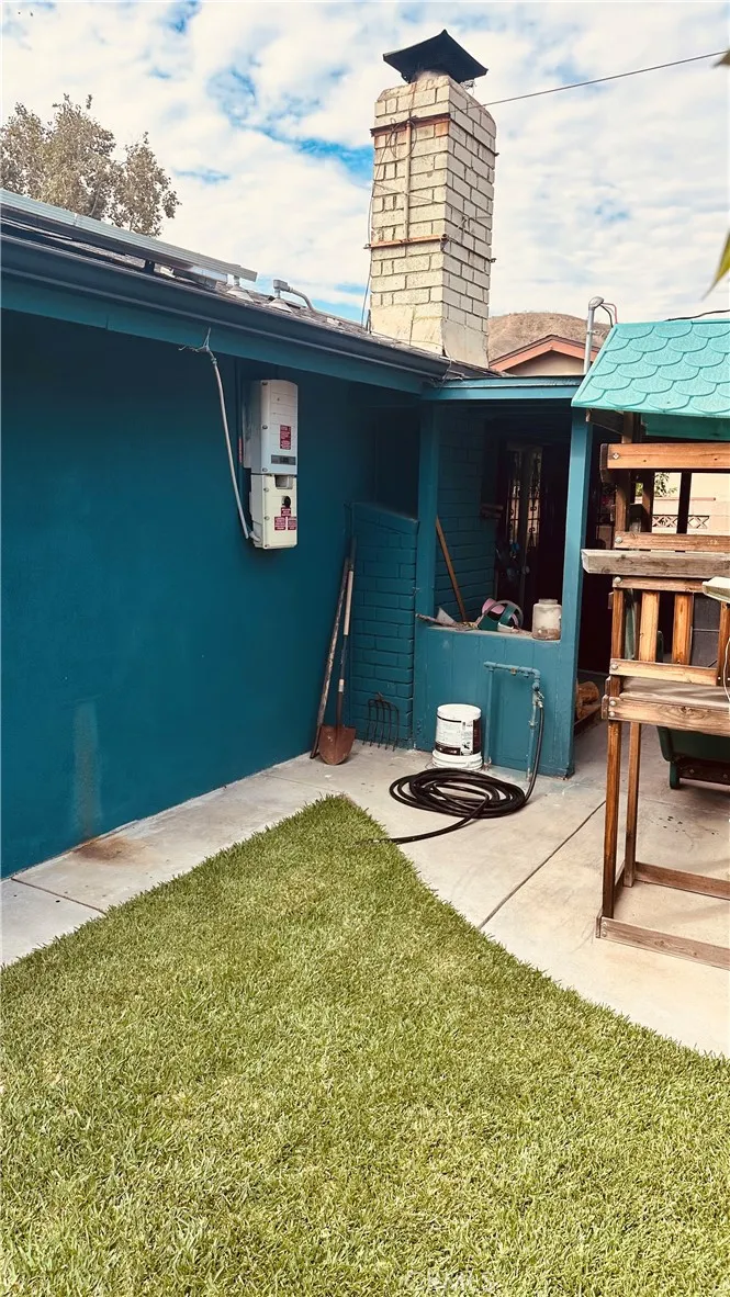 11666 Remington Sylmar, CA 91342