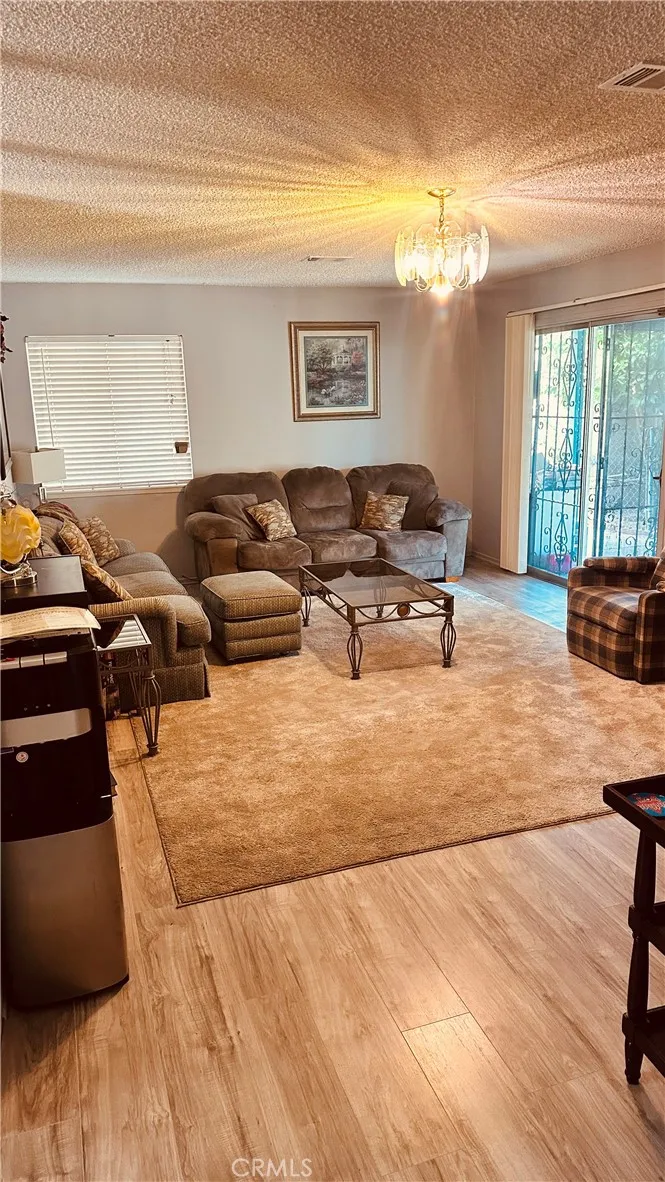 11666 Remington Sylmar, CA 91342