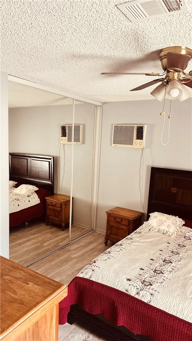 11666 Remington Sylmar, CA 91342