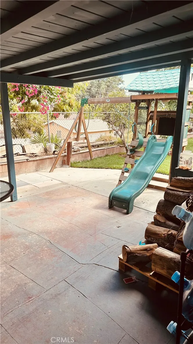 11666 Remington Sylmar, CA 91342