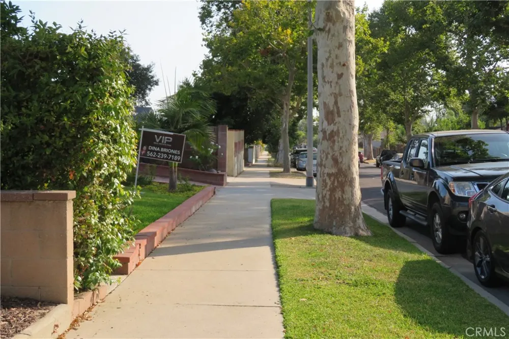 11666 Remington Sylmar, CA 91342