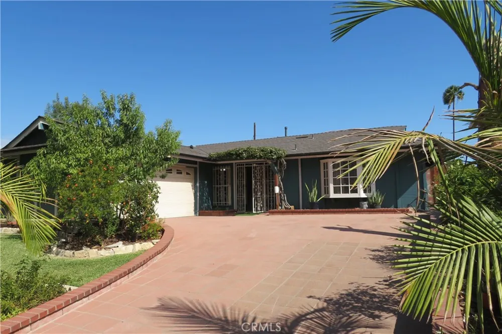 11666 Remington Sylmar, CA 91342