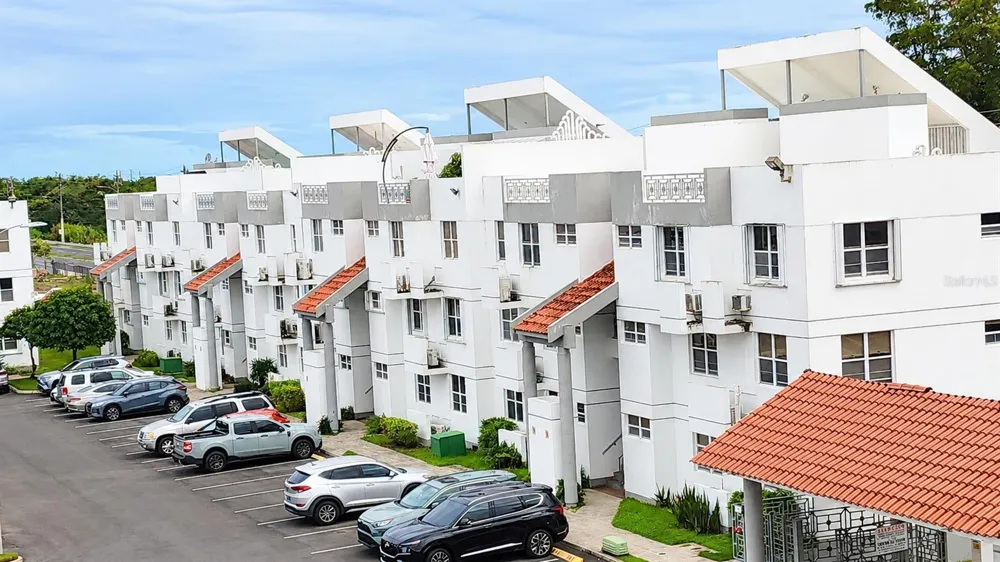 500 PASEO DEL RIO #4803 Humacao, PR 00791
