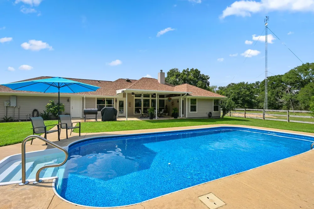 18964 Old Bundick Rd Road Bryan, TX 77808