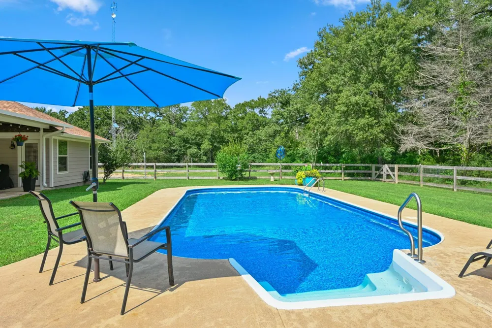 18964 Old Bundick Rd Road Bryan, TX 77808