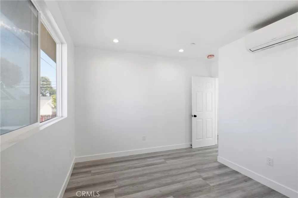 3892 Cherrywood Avenue Leimert Park, CA 90008