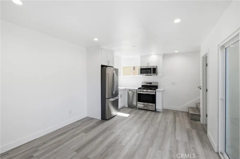 3892 Cherrywood Avenue Leimert Park, CA 90008