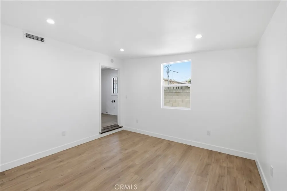 3892 Cherrywood Avenue Leimert Park, CA 90008