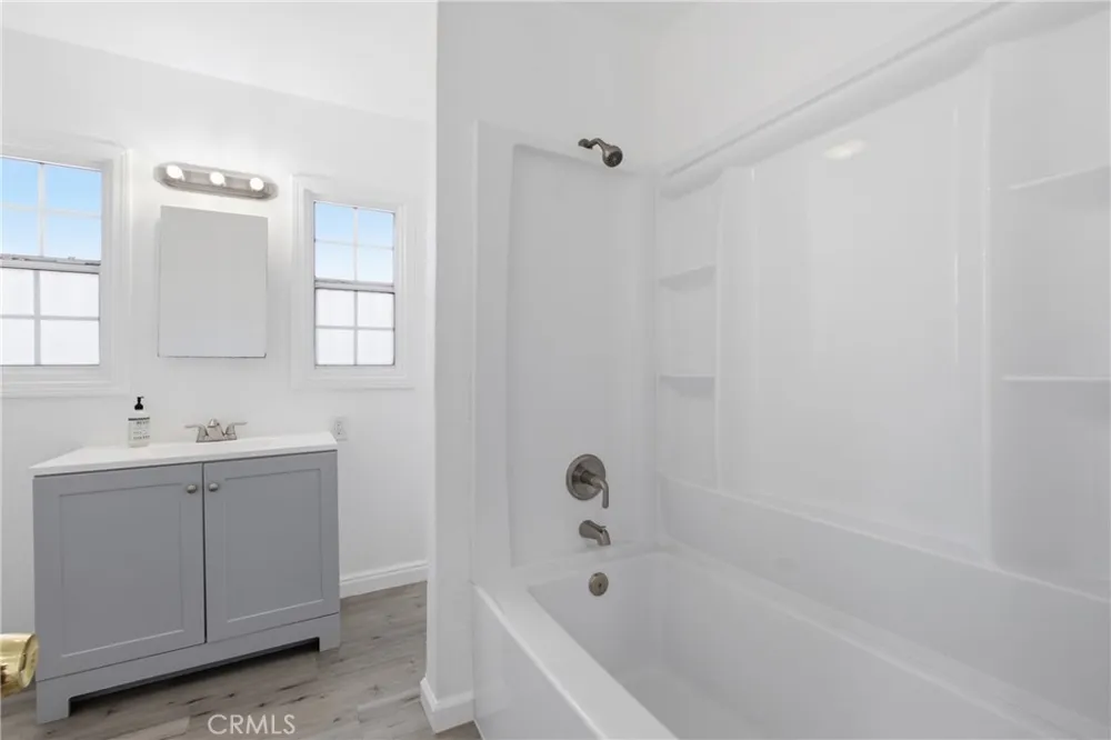 3892 Cherrywood Avenue Leimert Park, CA 90008