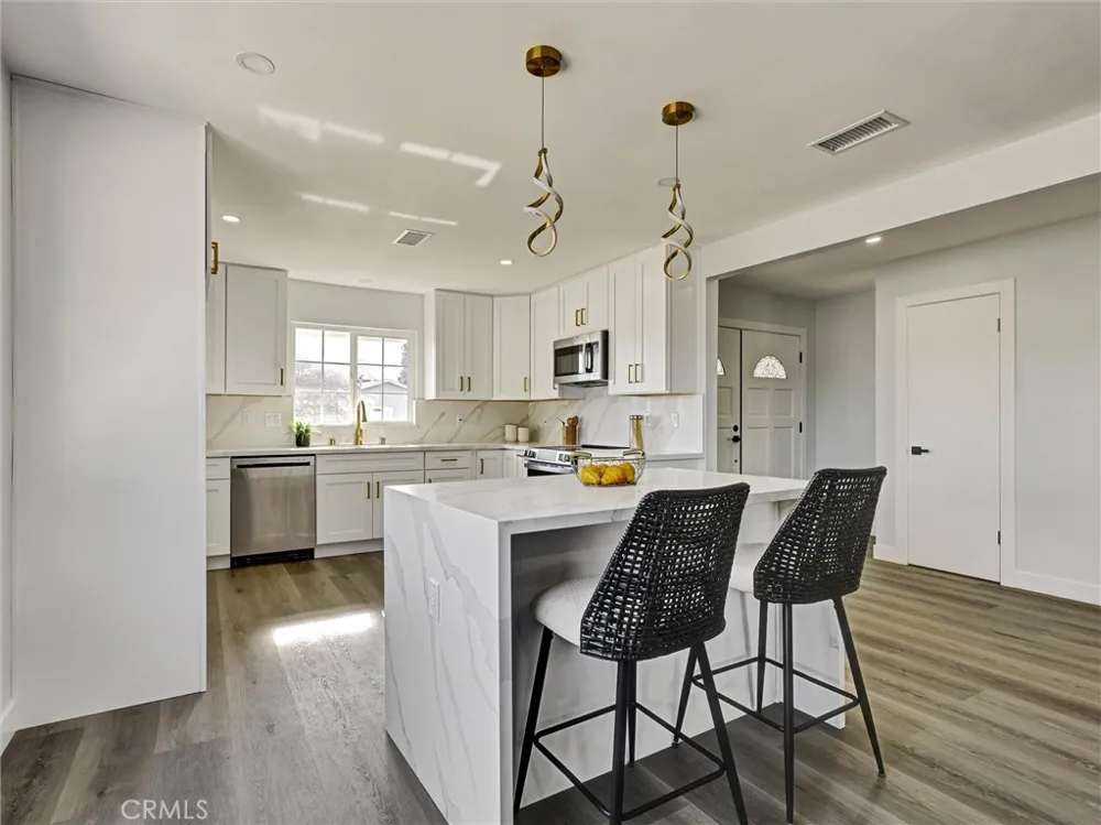 19722 Tajauta Carson, CA 90746
