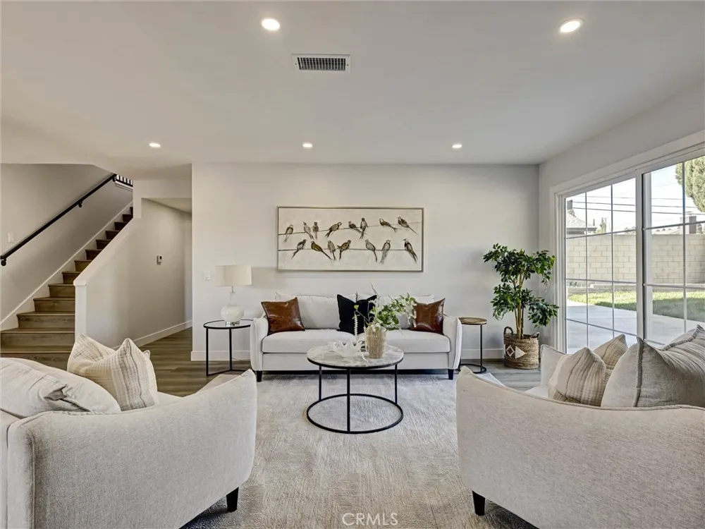 19722 Tajauta Carson, CA 90746