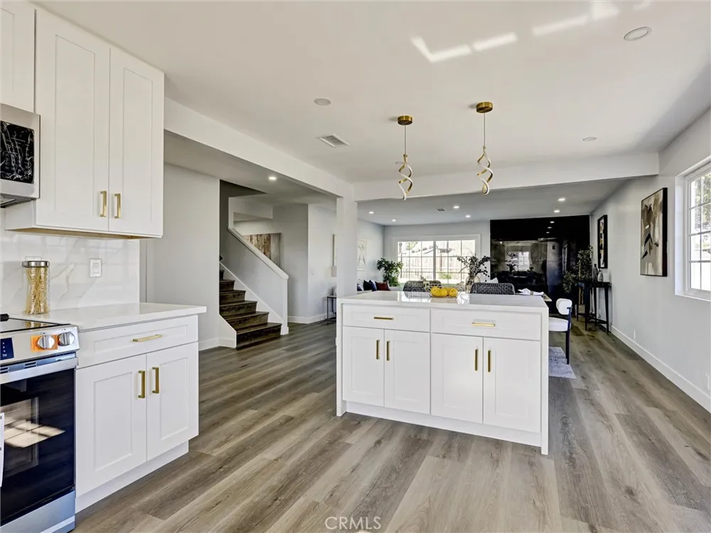 19722 Tajauta Carson, CA 90746